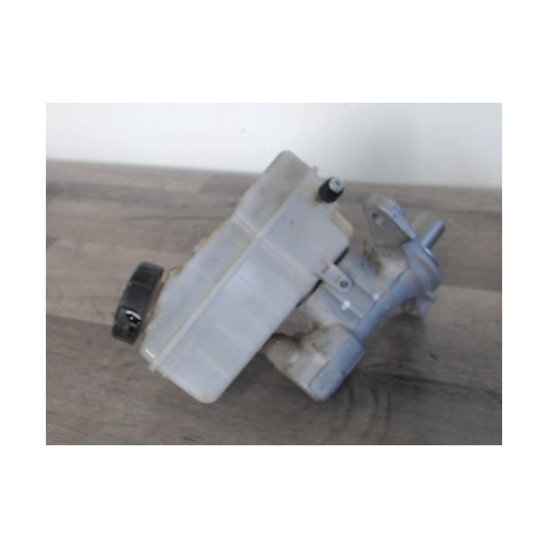 Maitre cylindre (freinage) RENAULT CLIO 4 PHASE 1 d’occasion