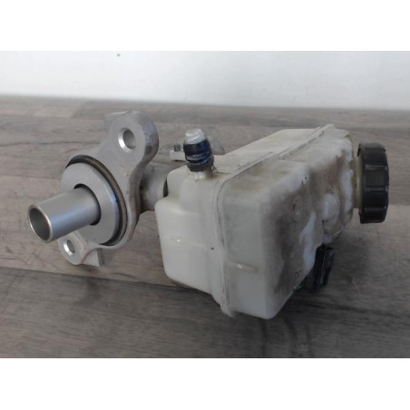 Maitre cylindre (freinage) RENAULT CLIO 4 PHASE 1 d’occasion