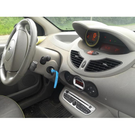 Feu arriere secondaire droit (feux) RENAULT TWINGO 2 PHASE 2 d’occasion