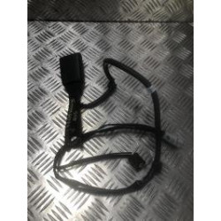 Attache ceinture avant gauche TOYOTA COROLLA VERSO 2 PHASE 1 d’occasion