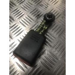 Attache ceinture arriere gauche TOYOTA COROLLA VERSO 2 PHASE 1 d’occasion
