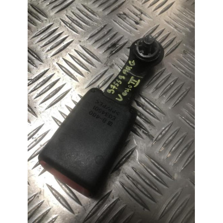 Attache ceinture arriere gauche TOYOTA COROLLA VERSO 2 PHASE 1 d’occasion