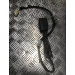 Attache ceinture avant droit TOYOTA AVENSIS 2 PHASE 1 d’occasion