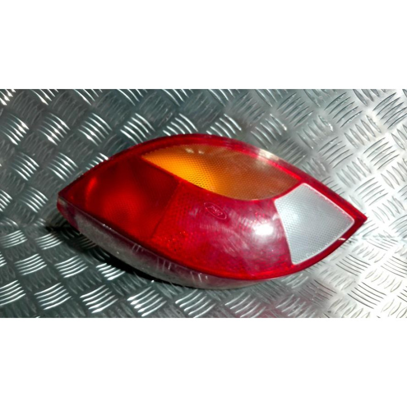 Feu arriere principal droit (feux) FORD KA 1 PHASE 1 d’occasion