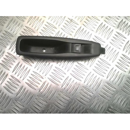 Interrupteur de leve vitre arriere droit RENAULT CAPTUR 1 PHASE 1 d’occasion
