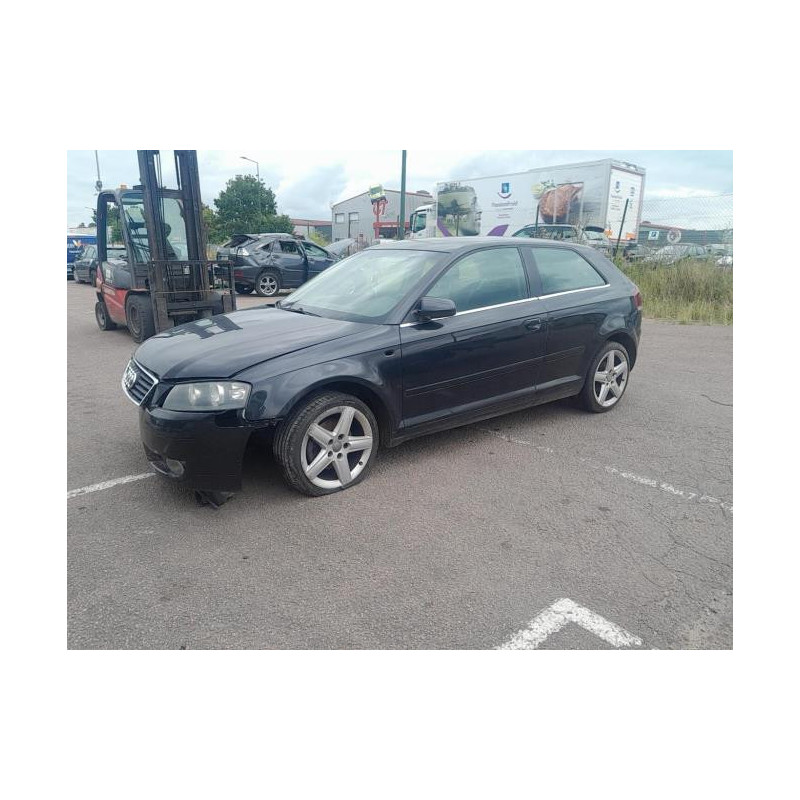 Bouton de coffre AUDI A3 2 PHASE 1 d’occasion