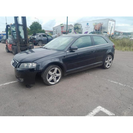 Bouton de coffre AUDI A3 2 PHASE 1 d’occasion