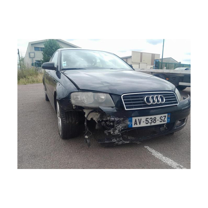 Bouton de coffre AUDI A3 2 PHASE 1 d’occasion