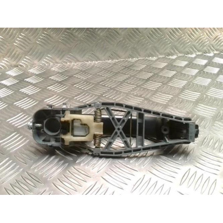 Poignee porte arriere droit VOLKSWAGEN TOURAN 2 d’occasion