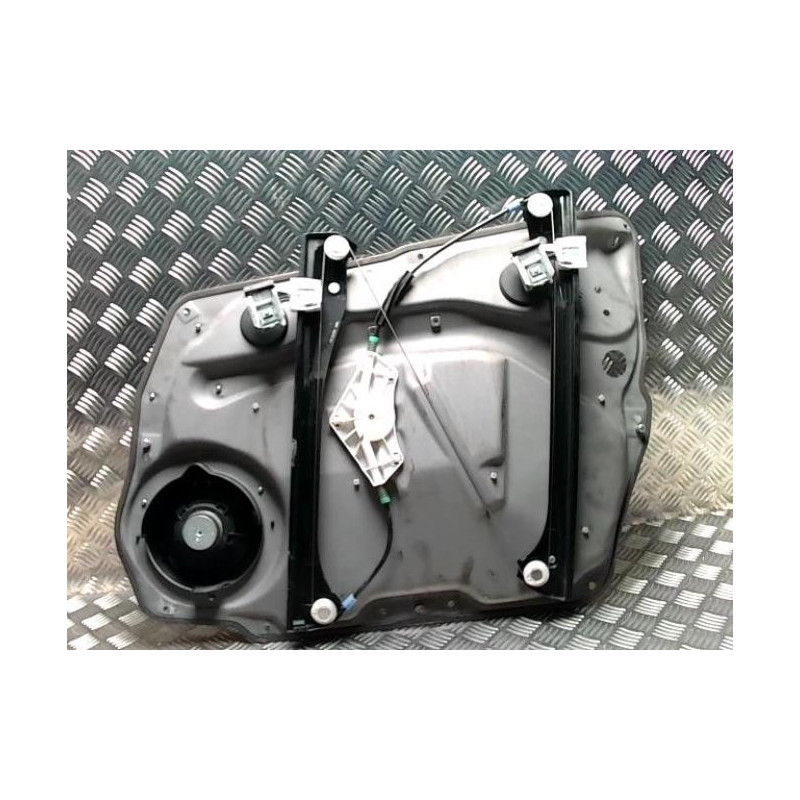 Leve vitre electrique avant gauche MERCEDES CLASSE B 245 PHASE 1 d’occasion