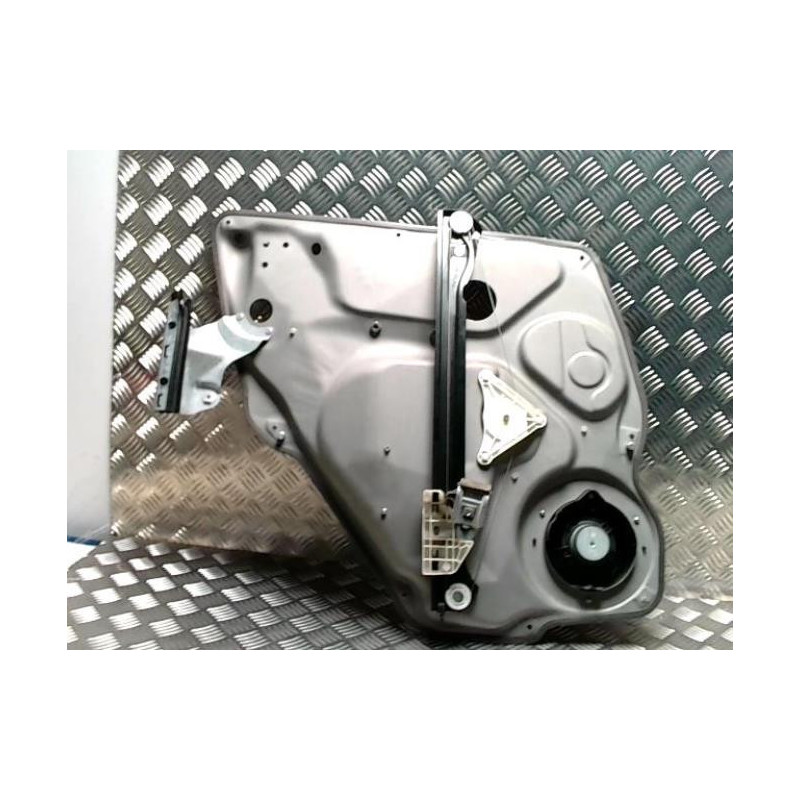 Leve vitre electrique arriere droit MERCEDES CLASSE B 245 PHASE 1 d’occasion