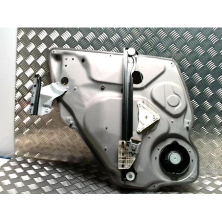 Leve vitre electrique arriere droit MERCEDES CLASSE B 245 PHASE 1 d’occasion