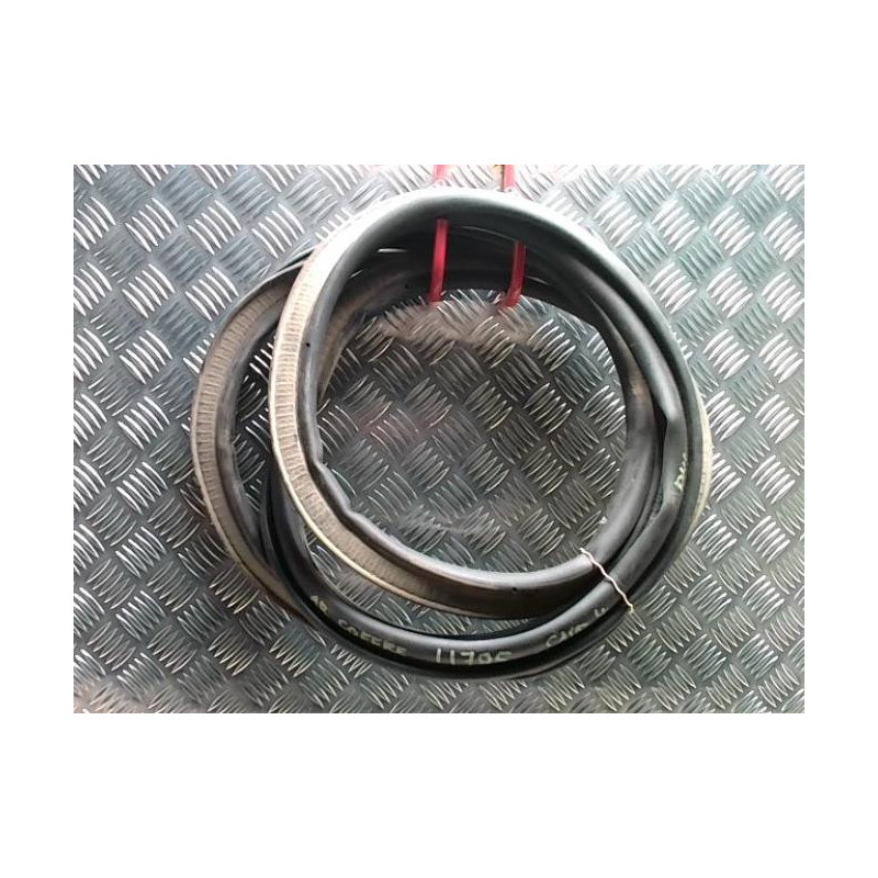 Joint de coffre RENAULT CLIO 4 PHASE 1 d’occasion