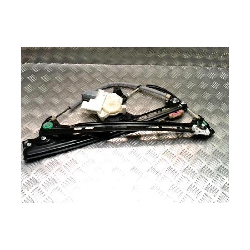 Leve vitre electrique avant gauche CITROEN C4 PICASSO 2 PHASE 1 d’occasion