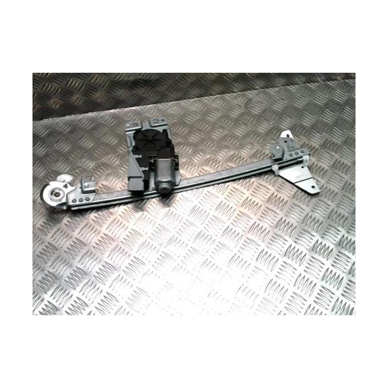 Leve vitre electrique arriere gauche PEUGEOT 307 PHASE 2 BREAK d’occasion