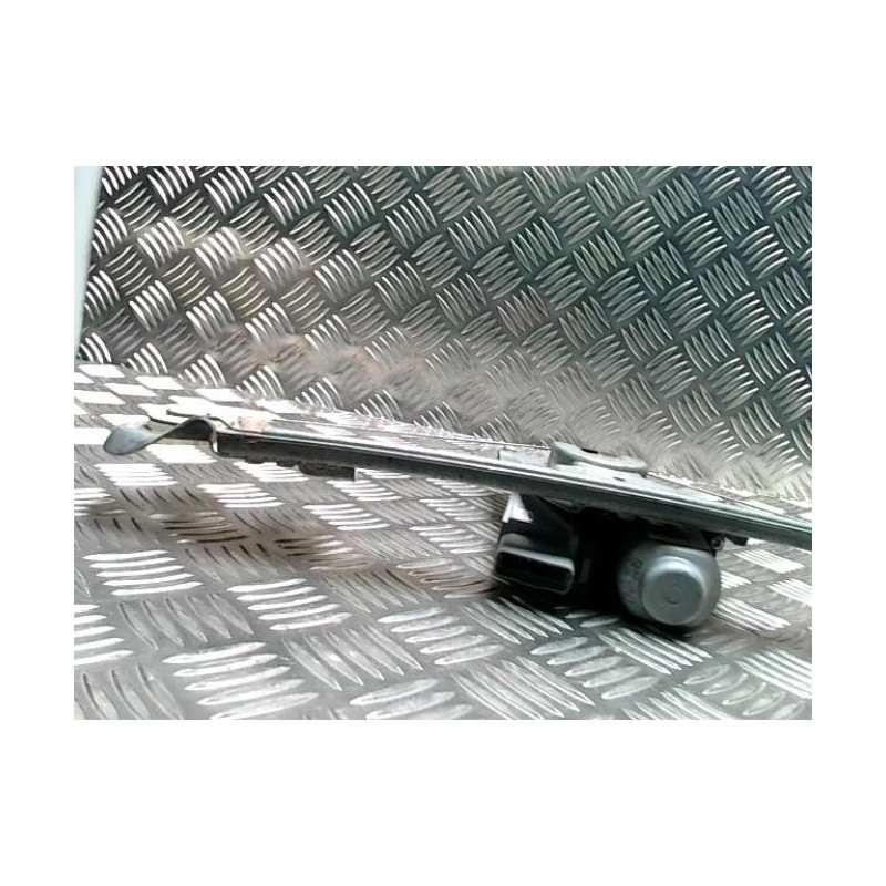 Leve vitre electrique arriere droit PEUGEOT 307 PHASE 2 BREAK d’occasion