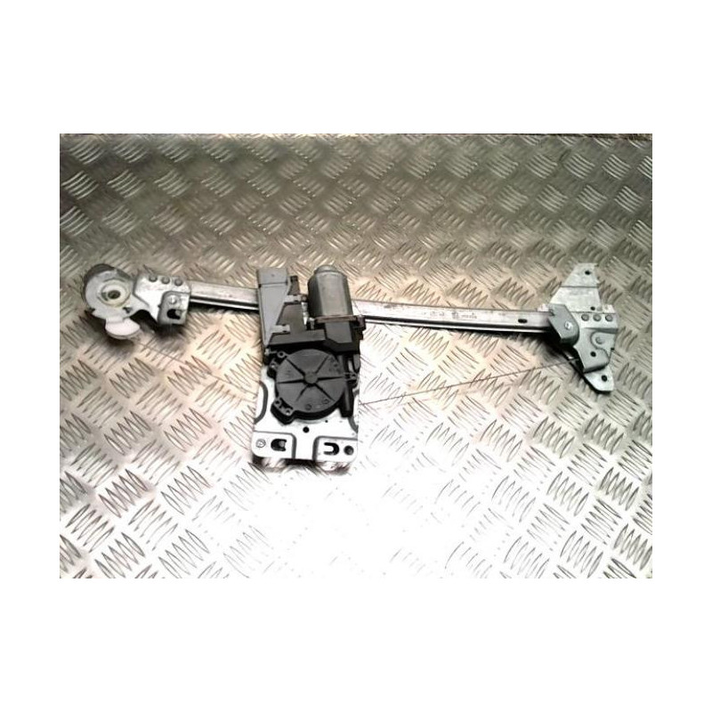 Leve vitre electrique arriere droit PEUGEOT 307 PHASE 2 BREAK d’occasion
