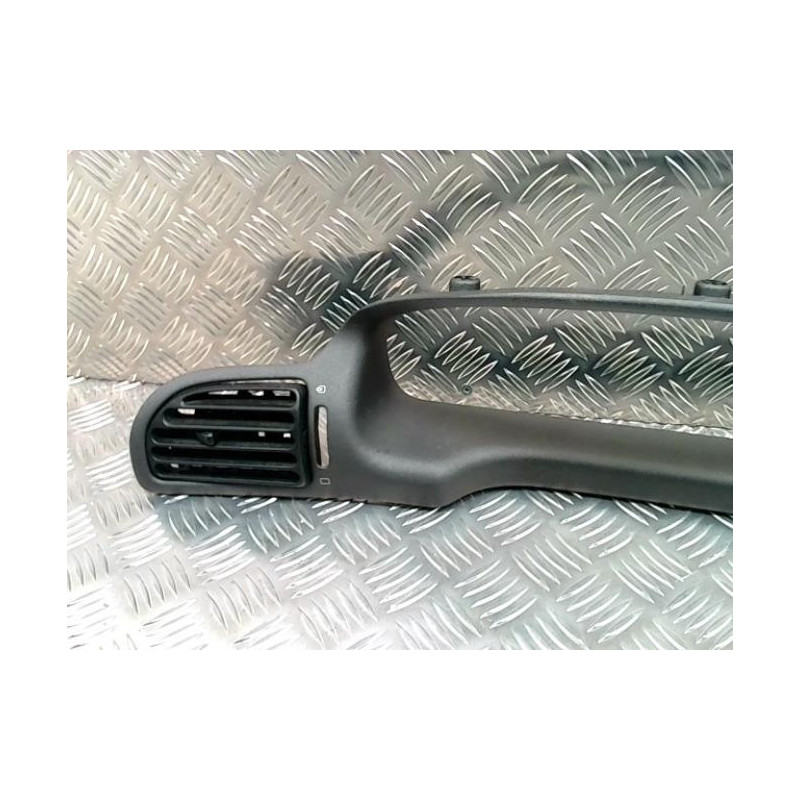 Aerateur tableau de bord PEUGEOT 406 COUPE d’occasion