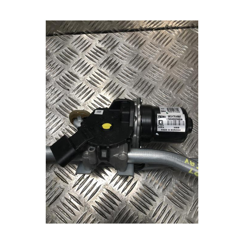 Moteur essuie glace avant PEUGEOT 208 2 d’occasion