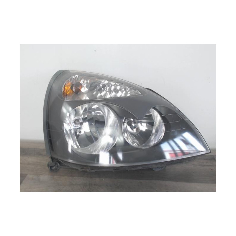 Optique avant principal droit (feux)(phare) RENAULT CLIO 2 CAMPUS PHASE 1 d’occasion