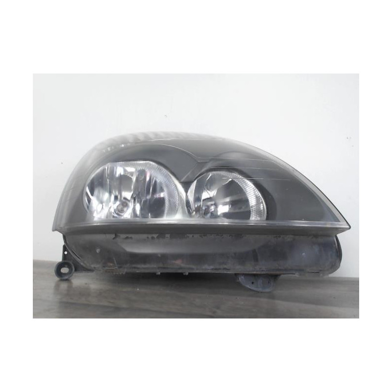 Optique avant principal droit (feux)(phare) RENAULT CLIO 2 CAMPUS PHASE 1 d’occasion