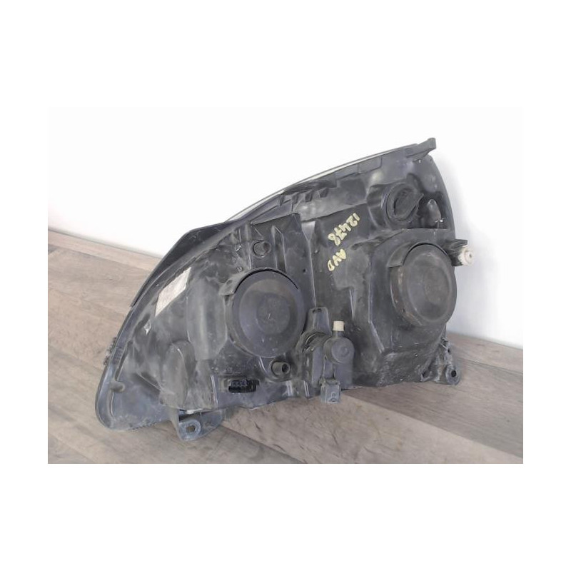 Optique avant principal droit (feux)(phare) RENAULT CLIO 2 CAMPUS PHASE 1 d’occasion