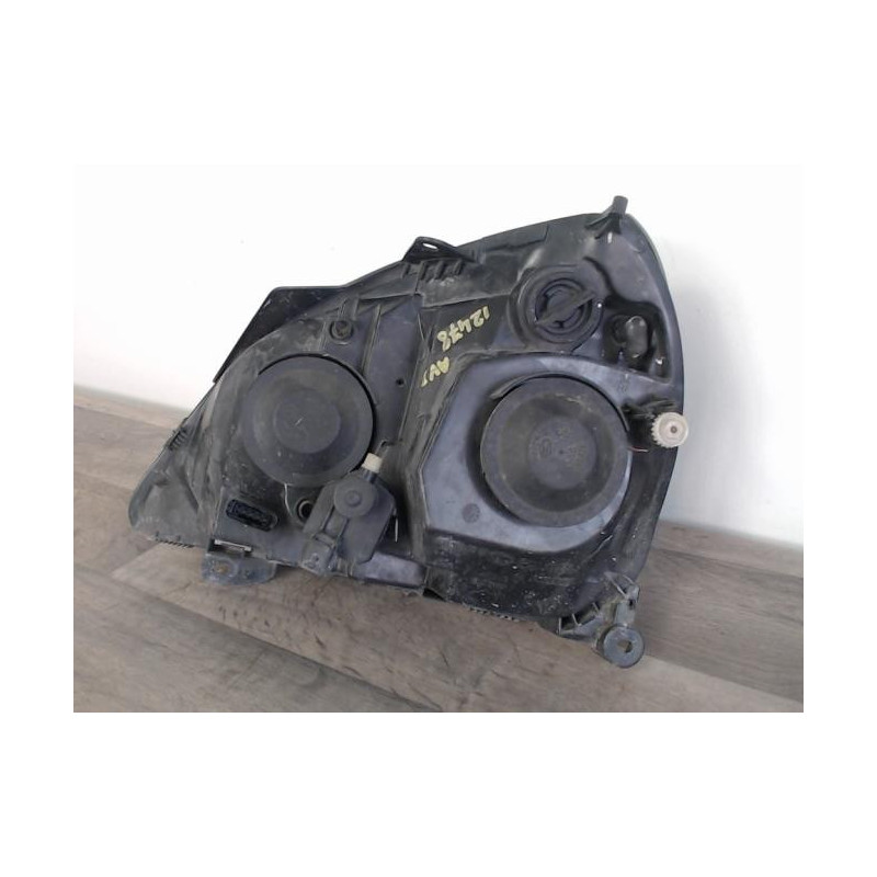 Optique avant principal droit (feux)(phare) RENAULT CLIO 2 CAMPUS PHASE 1 d’occasion