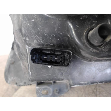 Optique avant principal droit (feux)(phare) RENAULT CLIO 2 CAMPUS PHASE 1 d’occasion