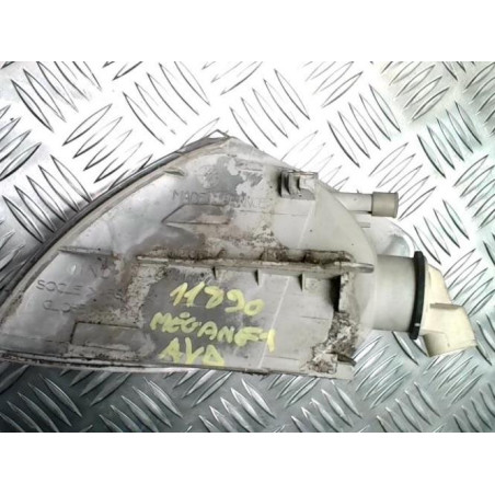 Optique avant principal droit (feux)(phare) RENAULT MEGANE 1 PHASE 1 d’occasion