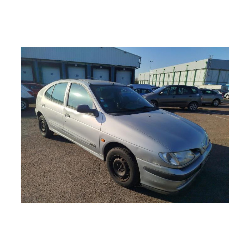 Optique avant principal droit (feux)(phare) RENAULT MEGANE 1 PHASE 1 d’occasion