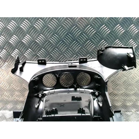 Console central (interieur plastique) MITSUBISHI OUTLANDER 2 PHASE 2 d’occasion