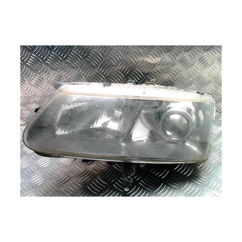 Optique avant principal droit (feux)(phare) RENAULT SAFRANE PHASE 2 d’occasion