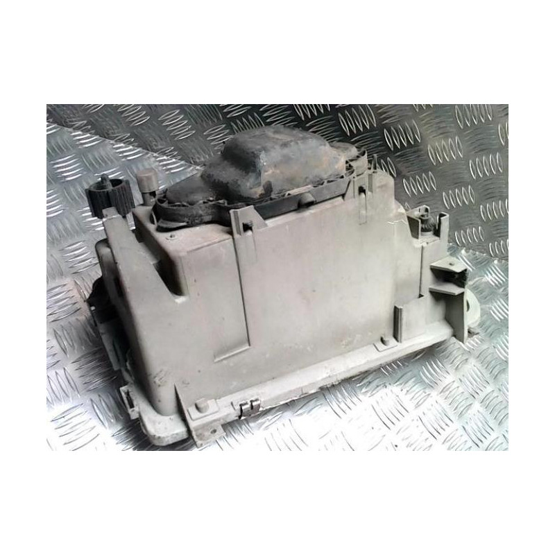 Optique avant principal gauche (feux)(phare) RENAULT R19 PHASE 2 d’occasion