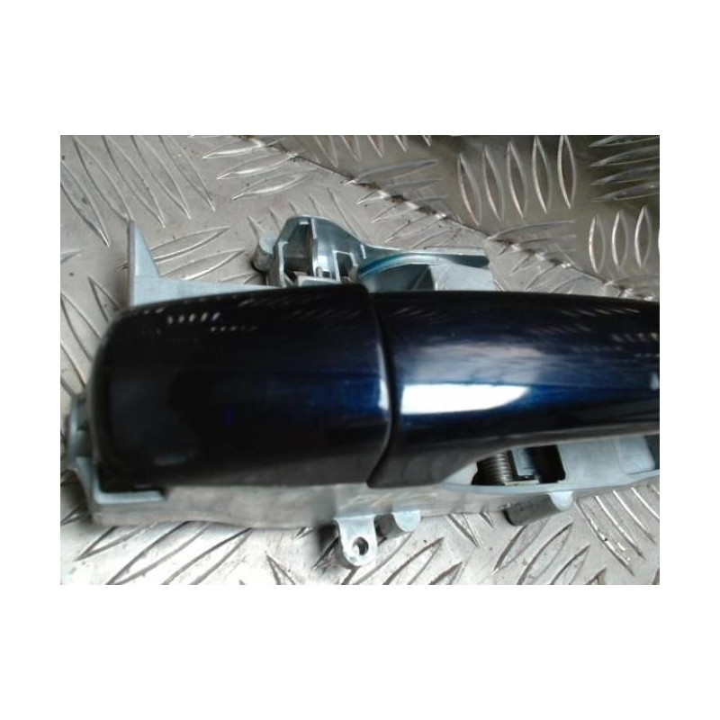 Poignee porte avant droit PEUGEOT 208 1 PHASE 2 d’occasion