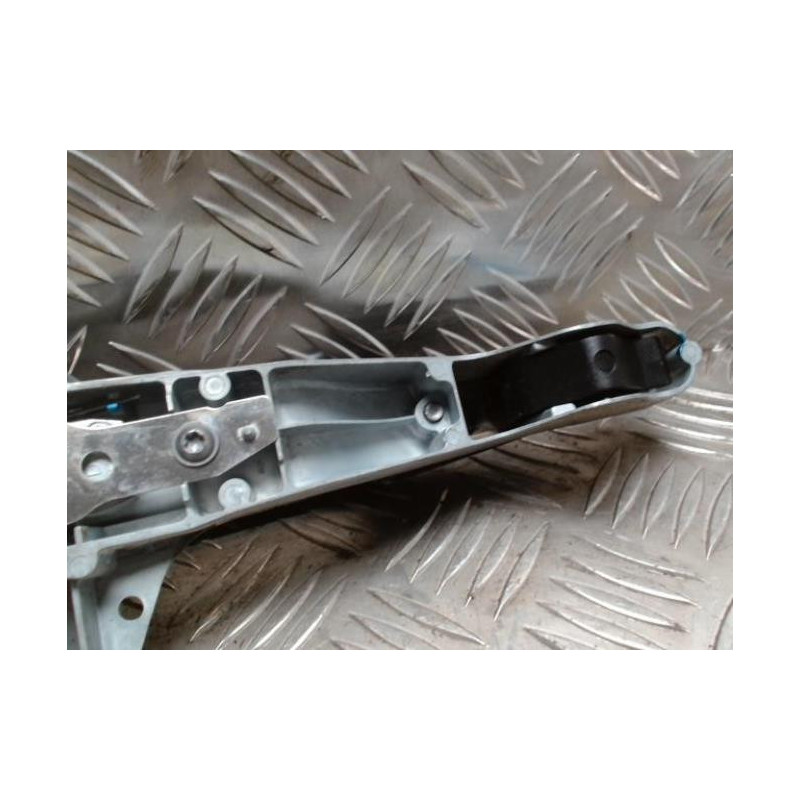 Poignee porte avant droit PEUGEOT 208 1 PHASE 2 d’occasion
