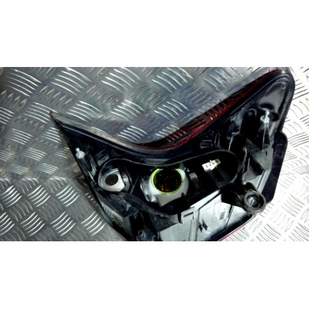 Feu arriere principal droit (feux) PEUGEOT 3008 1 PHASE 1 d’occasion