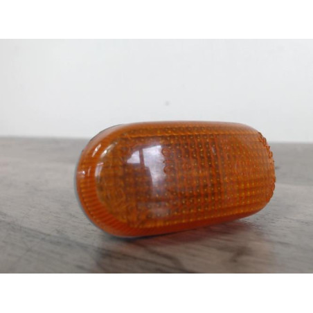 Repetiteur clignotant avant gauche (Feux) SUZUKI GRAND VITARA 1 d’occasion