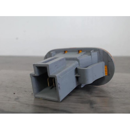 Repetiteur clignotant avant gauche (Feux) SUZUKI GRAND VITARA 1 d’occasion