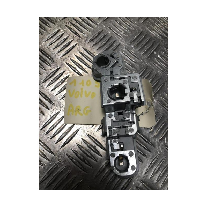 Platine feu arriere gauche VOLVO C 30 PHASE 1 d’occasion