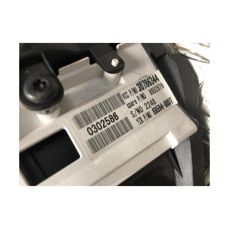 Compteur VOLVO C 30 PHASE 1 d’occasion
