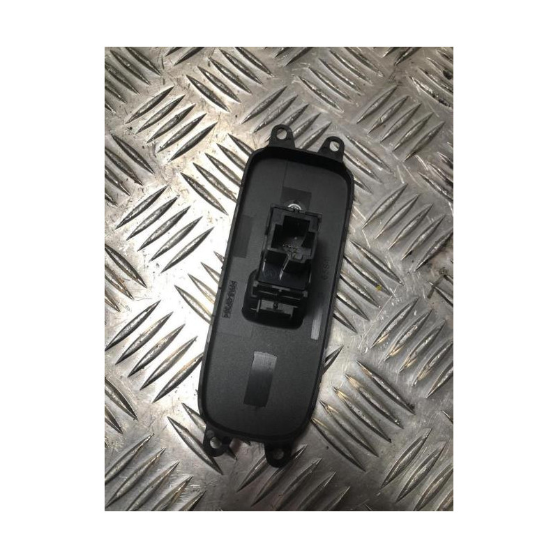 Interrupteur de leve vitre avant droit VOLVO C 30 PHASE 1 d’occasion