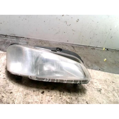 Optique avant principal droit (feux)(phare) PEUGEOT 106 PHASE 2 d’occasion