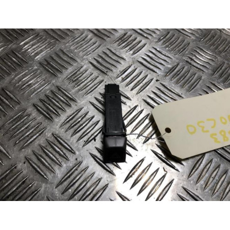 Bouton de warning VOLVO C 30 PHASE 1 d’occasion