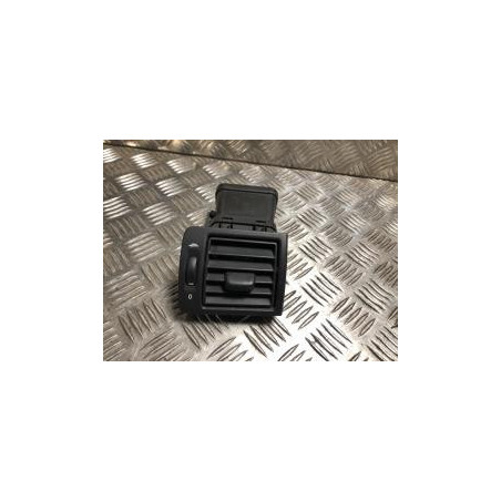 Aerateur tableau de bord avant droit VOLVO C 30 PHASE 1 d’occasion
