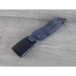 Attache ceinture arriere droit SUZUKI GRAND VITARA 1 d’occasion