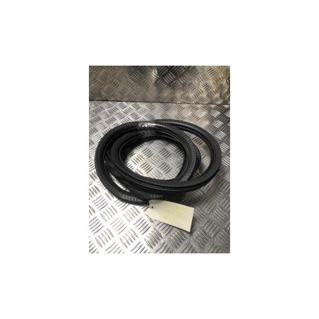 Joint de porte avant gauche PEUGEOT 208 2 d’occasion
