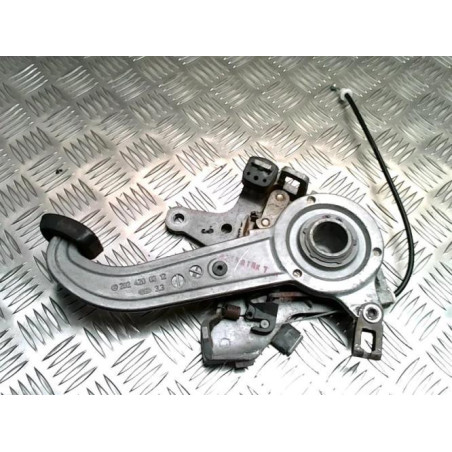 Pedalier MERCEDES CLASSE CLK 208 PHASE 1 COUPE d’occasion