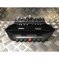 Bouton de warning PEUGEOT 208 2 d’occasion