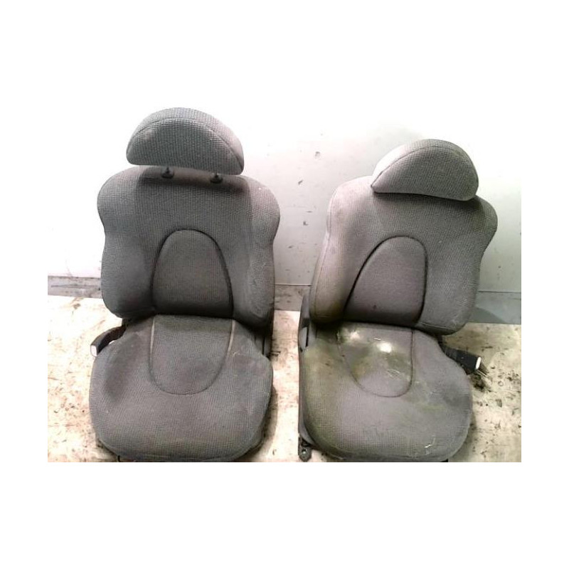 Interieur complet HYUNDAI COUPE 1 d’occasion
