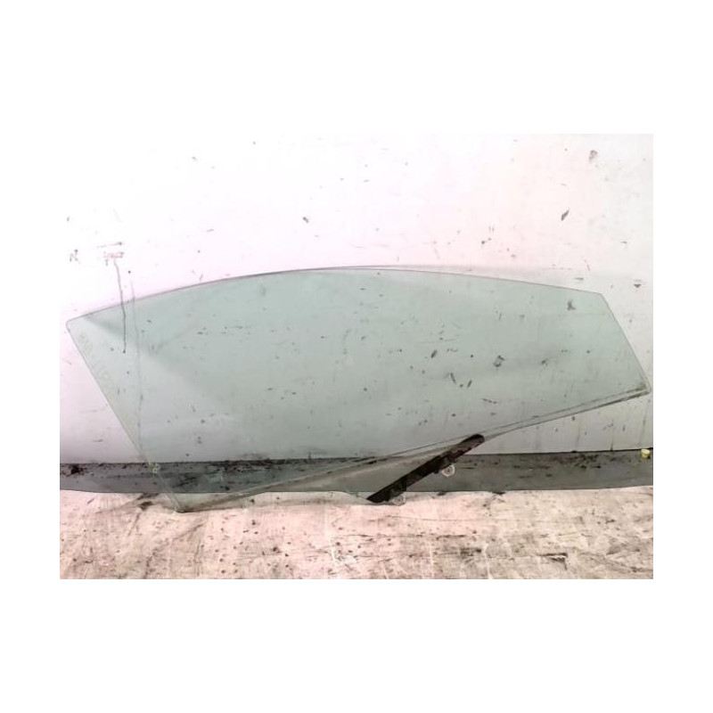Vitre avant droit HONDA CIVIC 8 PHASE 2 d’occasion